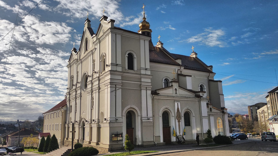 Божественна Літургія із Катедрального собору Пресвятої Трійці м. Дрогобича 02.02.2020 р.Б.
